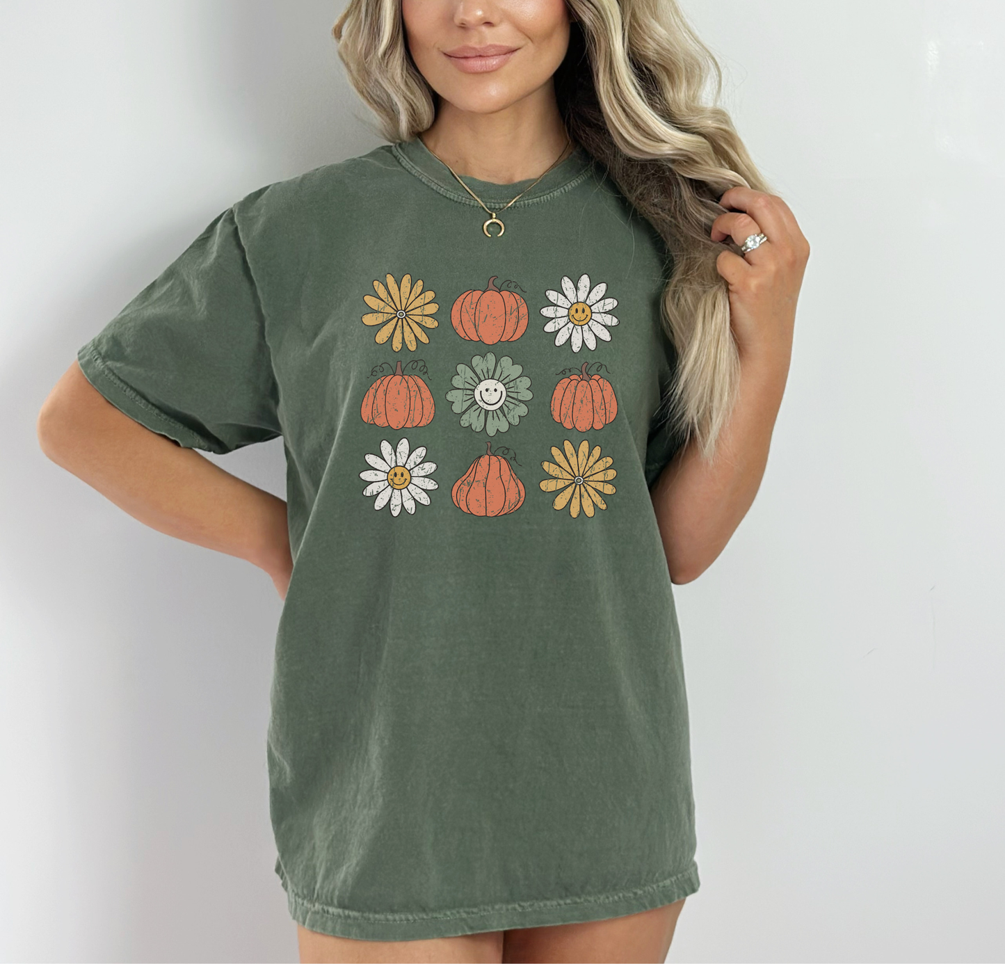 Pumpkins and Daisies Comfort Colors Tee